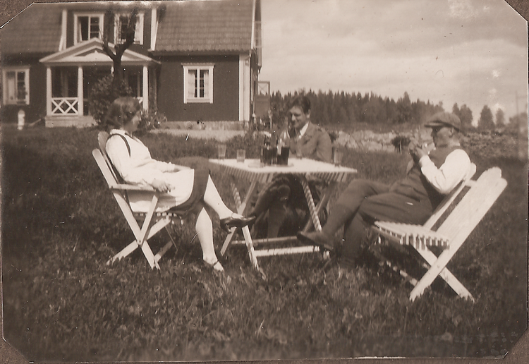 Rolf & Sigrid 1: 12-01