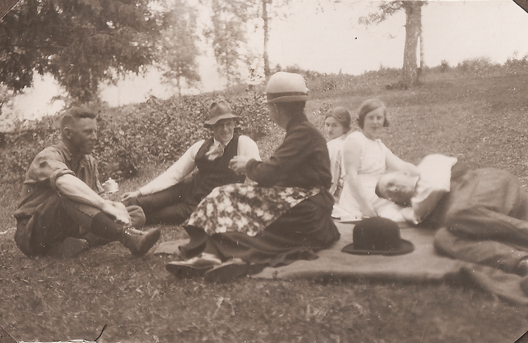 Rolf & Sigrid 1: 18-04