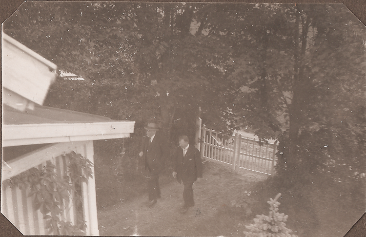 Rolf & Sigrid 1: 20-04