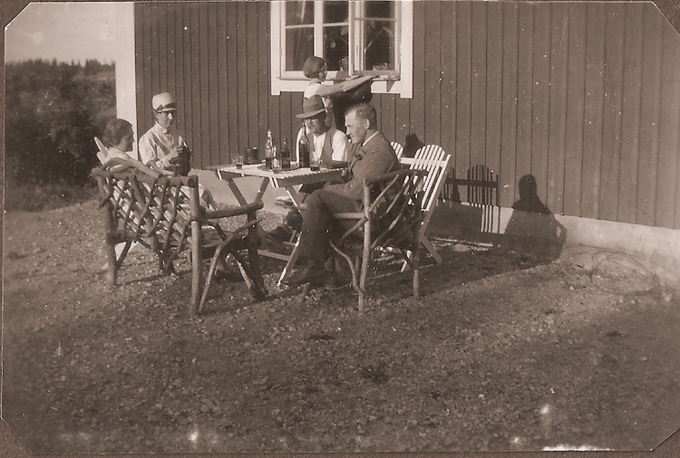 Rolf & Sigrid 1: 24-01